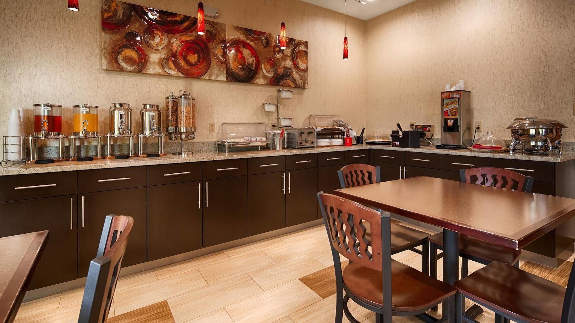 Best Western Plus Lake Worth מראה חיצוני תמונה