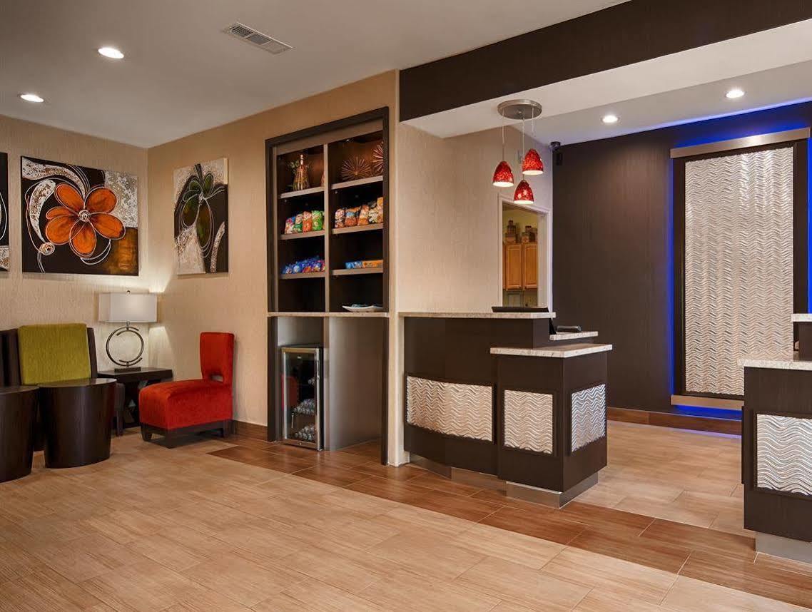 Best Western Plus Lake Worth מראה חיצוני תמונה